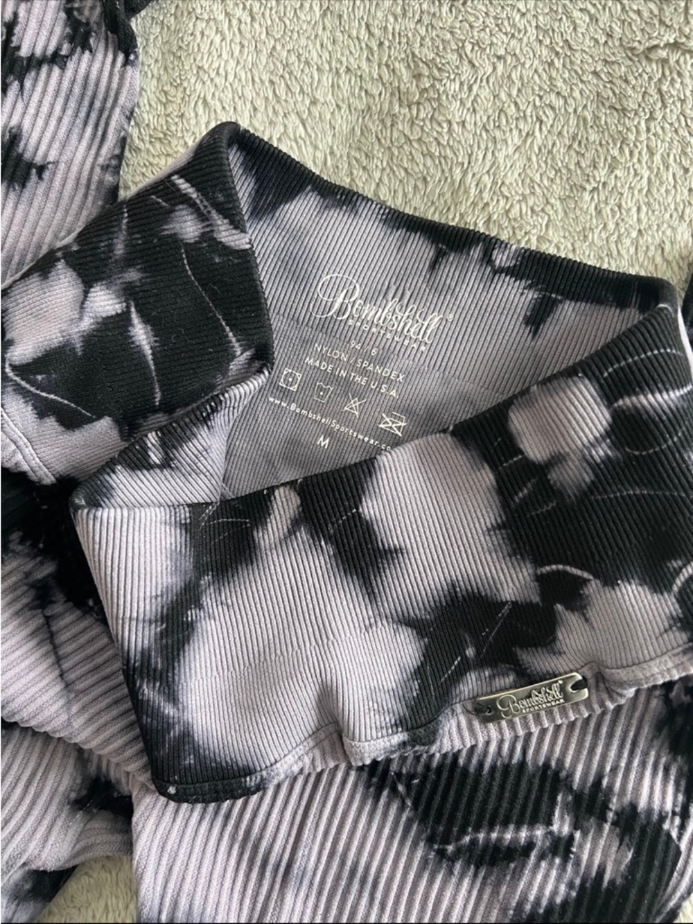 Bombshell Sportswear Charcoal Tie Dye Seamless Leggings Medium - Picture 5 of 5